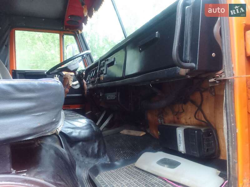 Самосвал КамАЗ 55102 1990 в Демидовке