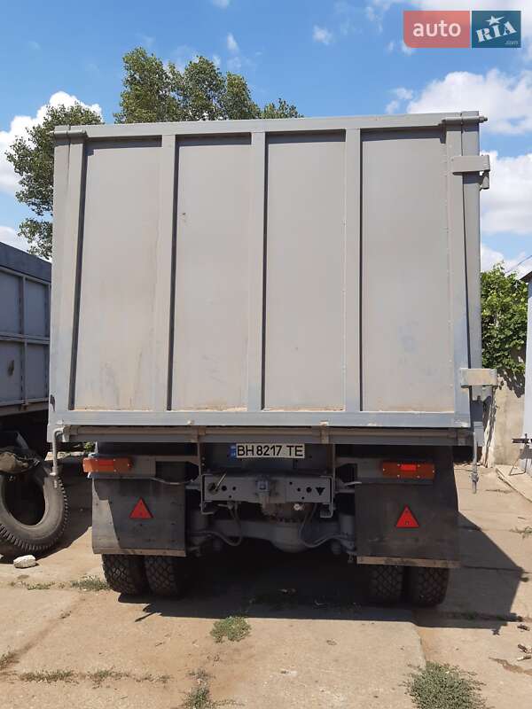 Самосвал КамАЗ 55111 1991 в Окнах