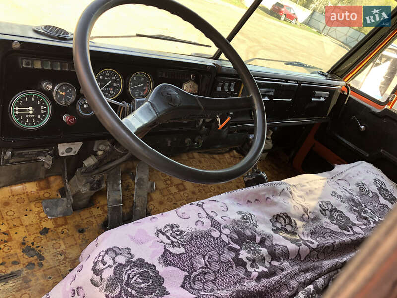 Самосвал КамАЗ 5511 1992 в Чернигове