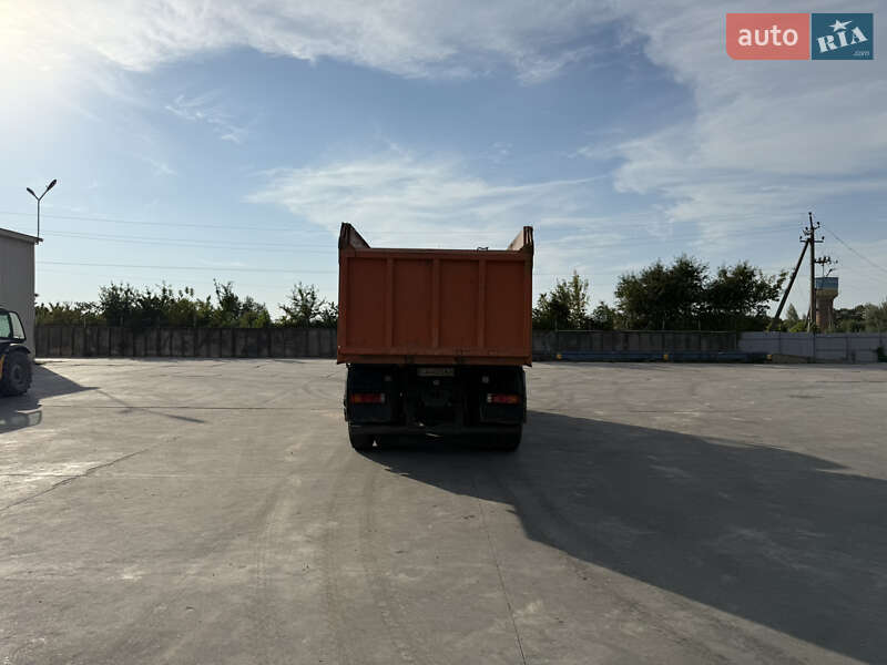Самосвал КамАЗ 6520 2007 в Умани