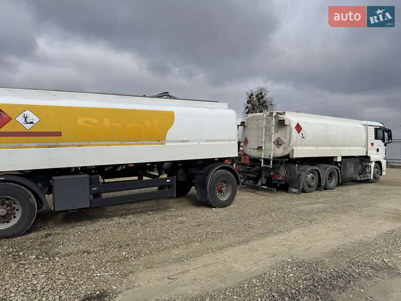 Цистерна Kassbohrer 65 1994 в Львове фото 5 Цистерна Kassbohrer 65 1994 в Львове