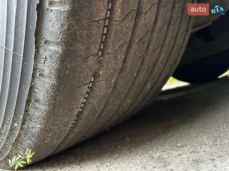 Тентованный борт (штора) - полуприцеп Kassbohrer Maxima 2012 в Луцке