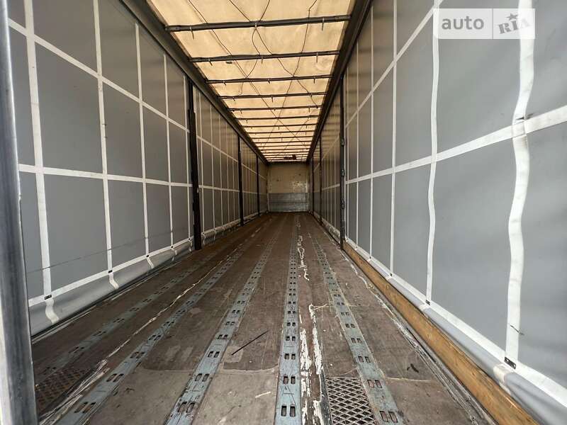 Тентований борт (штора) - напівпричіп Kassbohrer Md 2012 в Хмельницькому