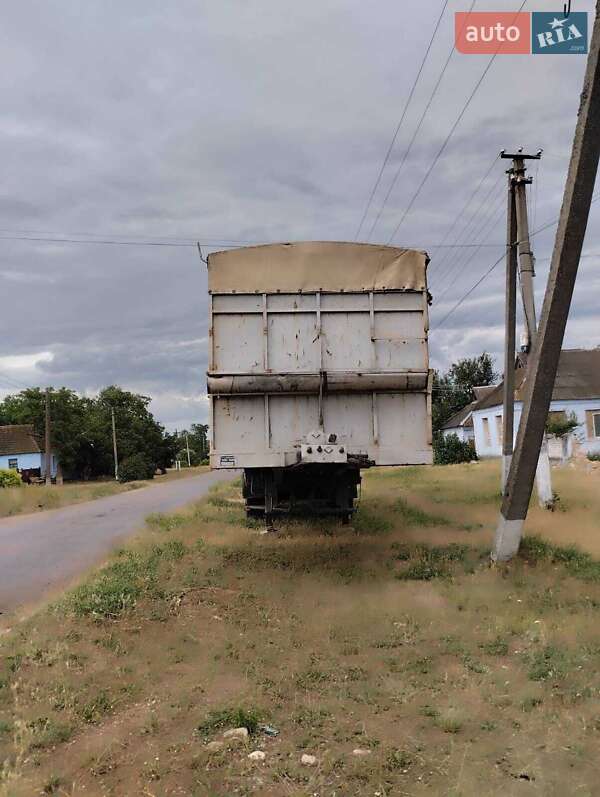 Зерновоз - полуприцеп Kassbohrer SB 1990 в Николаеве