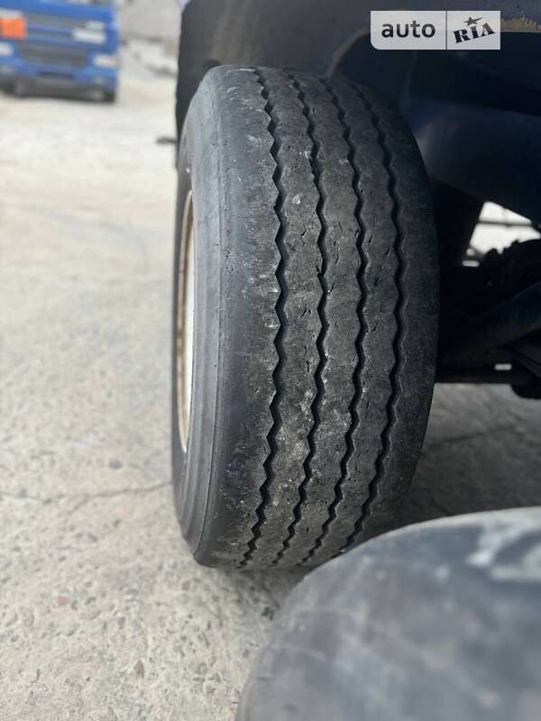 Цистерна полуприцеп Kassbohrer STB 1992 в Киеве