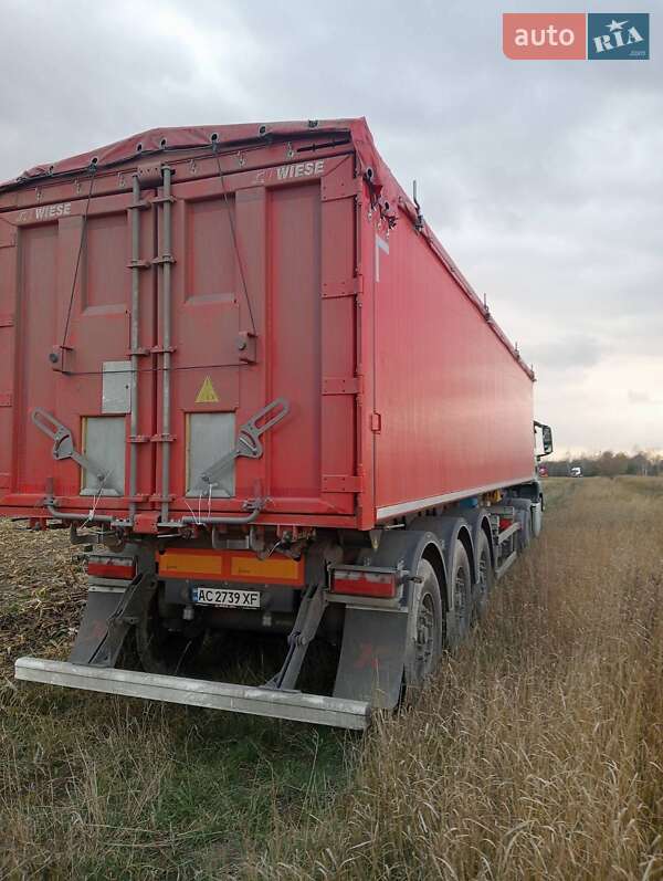 Зерновоз - напівпричіп Kassbohrer XS 2023 в Локачах