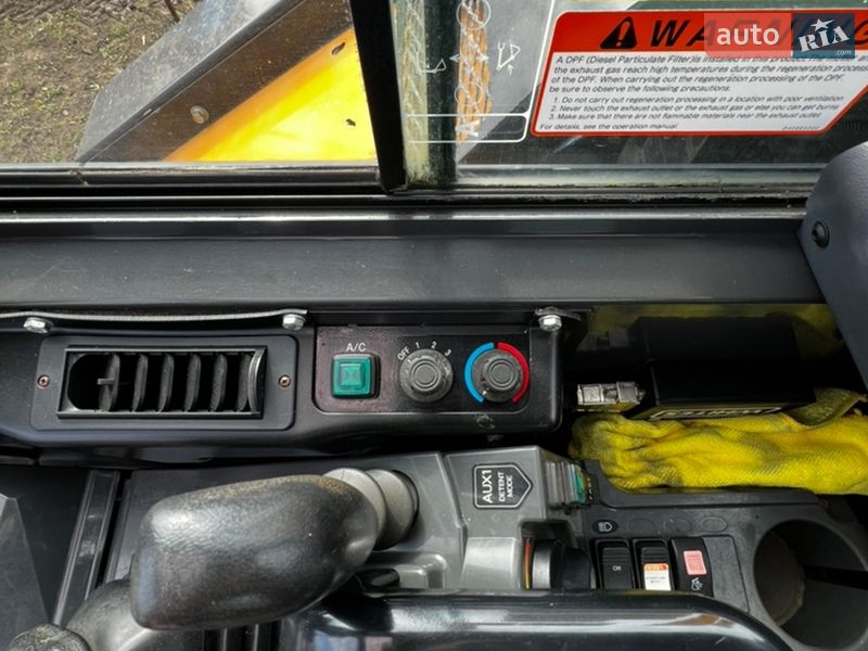 Міні-екскаватор Kato HD 2018 в Тернополі фото 39 Міні-екскаватор Kato HD 2018 в Тернополі