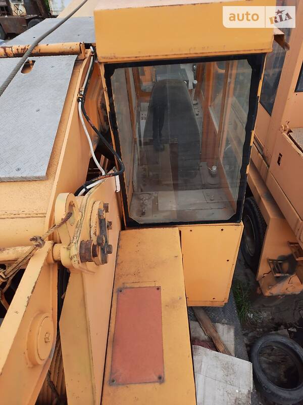 Автокран Kato NK 2010 в Києві