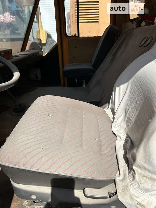 Автокран Kato NK 2010 в Києві