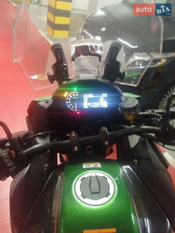 Мотоцикл Многоцелевой (All-round) Kawasaki 1000 2021 в Киеве