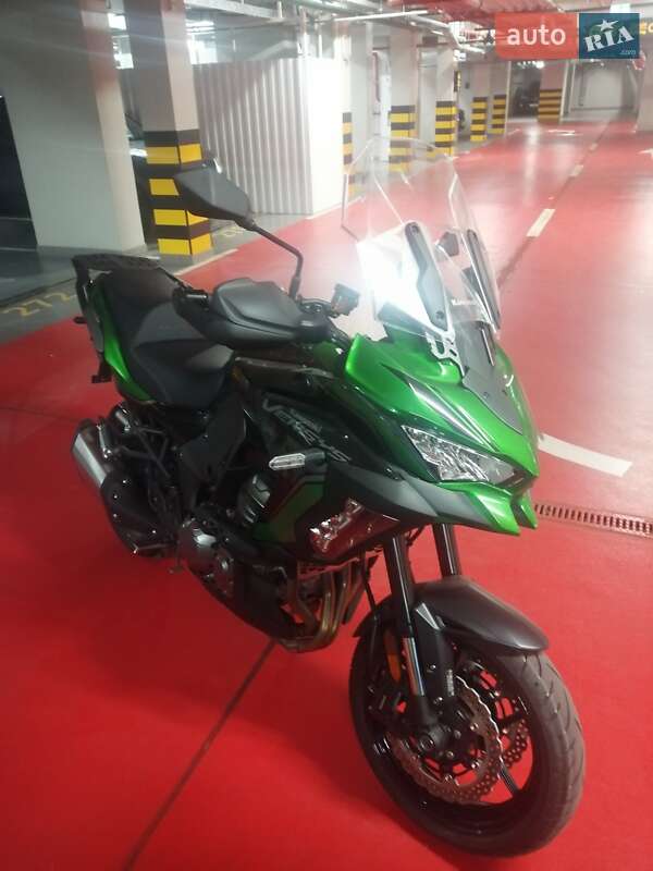Мотоцикл Многоцелевой (All-round) Kawasaki 1000 2021 в Киеве