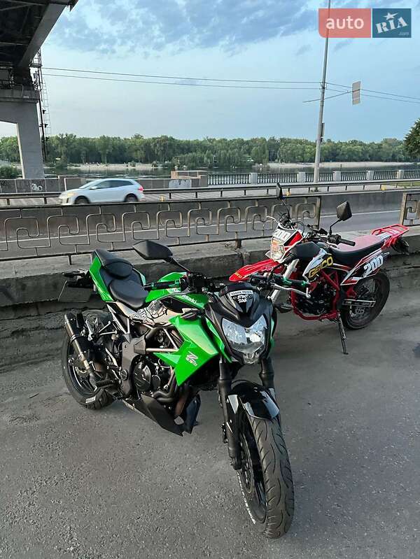 Мотоцикл Классик Kawasaki 250 2015 в Киеве