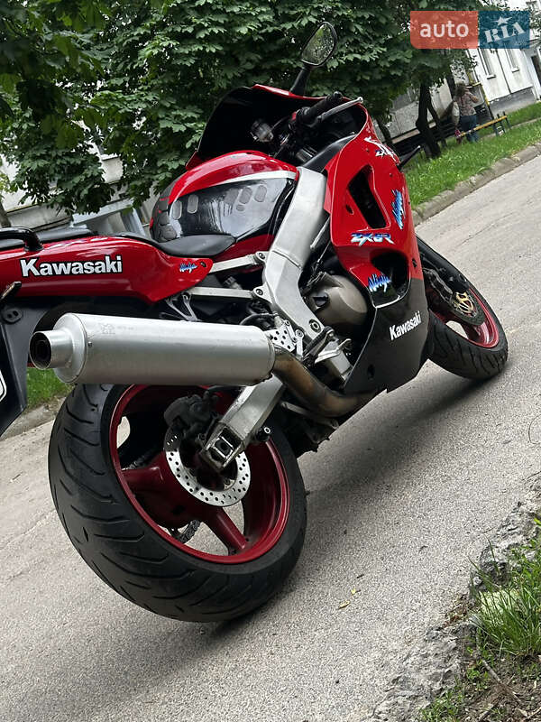 Спортбайк Kawasaki 636 2002 в Хмельницком