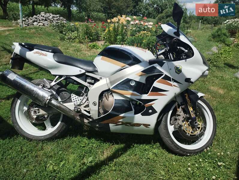 Спортбайк Kawasaki 636 2003 в 