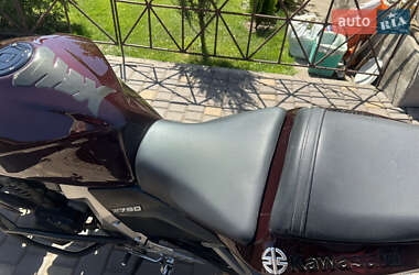 Спортбайк Kawasaki 750 2006 в 