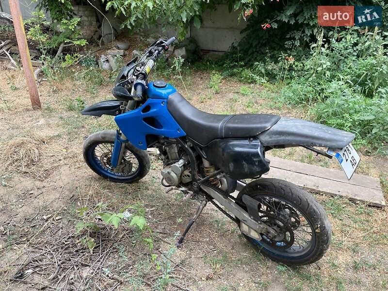Мотоцикл Кросс Kawasaki D-Tracker 2001 в Одесі