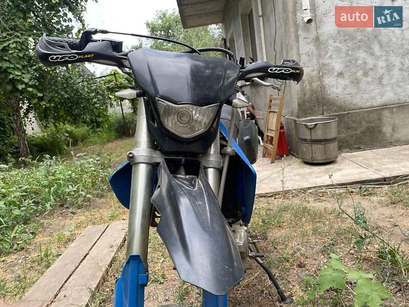 Мотоцикл Кросс Kawasaki D-Tracker 2001 в Одесі