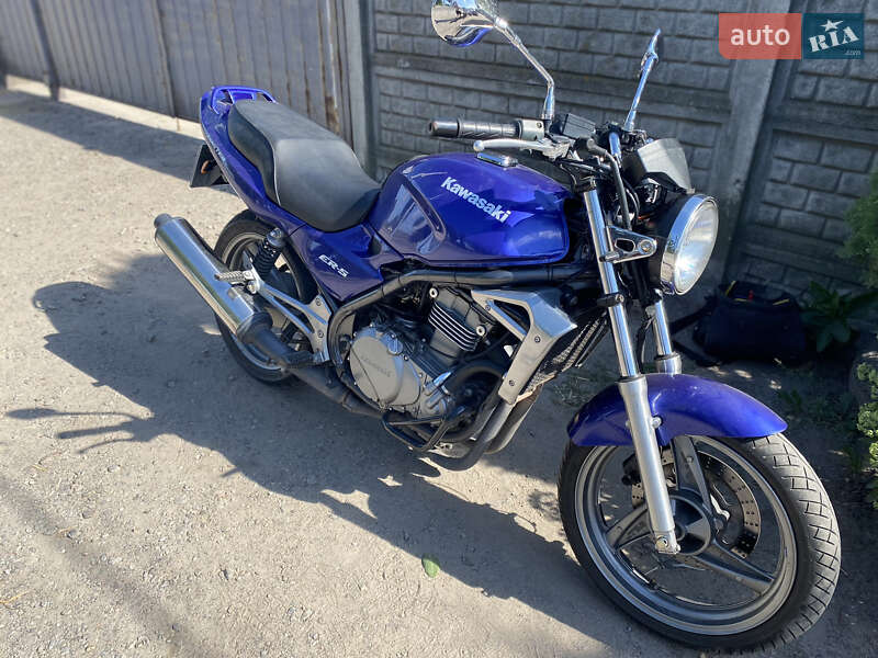 Спортбайк Kawasaki ER-5 2000 в 