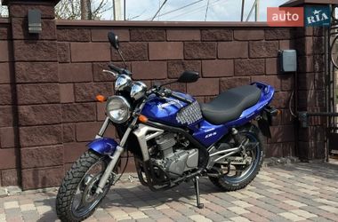 Мотоцикл Спорт-туризм Kawasaki ER-5 1999 в Млиніві