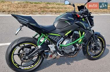 Мотоцикл Без обтікачів (Naked bike) Kawasaki ER 650 2017 в 