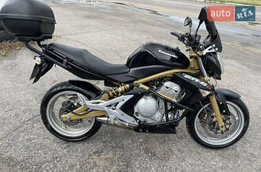 Мотоцикл Без обтекателей (Naked bike) Kawasaki ER 650 2006 в 