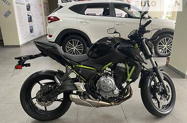 Мотоцикл Без обтекателей (Naked bike) Kawasaki ER-6 2018 в Киеве