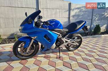 Мотоцикл Классик Kawasaki ER-6F 2007 в Александрие