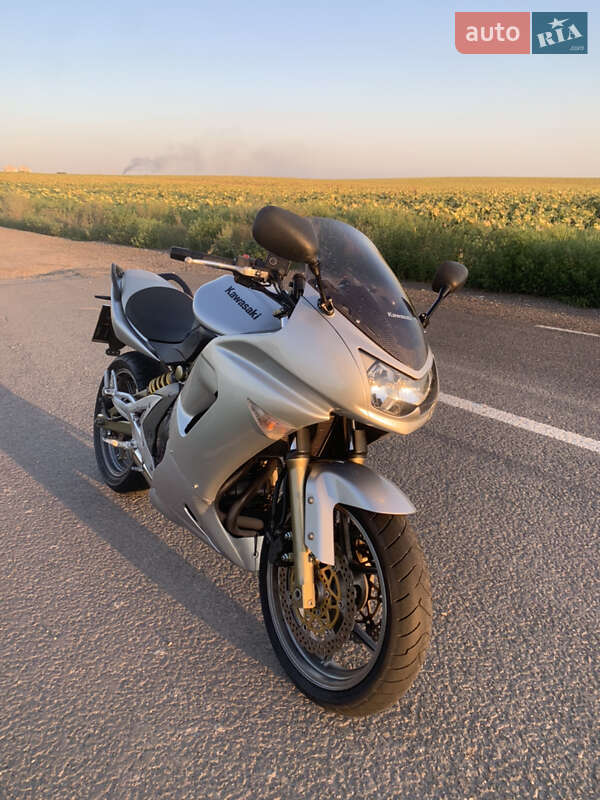 Kawasaki ER-6F 2008