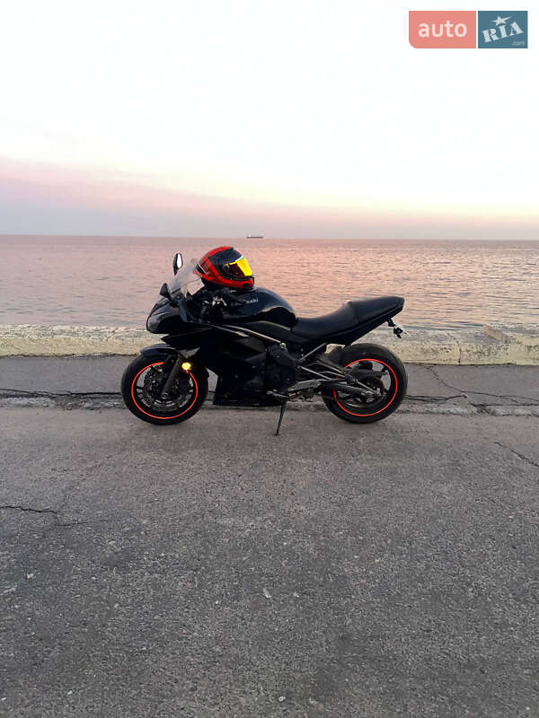 Спортбайк Kawasaki ER-6F 2009 в Одессе