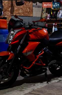 Мотоциклы Kawasaki ER-6N 2011 в Сторожинце