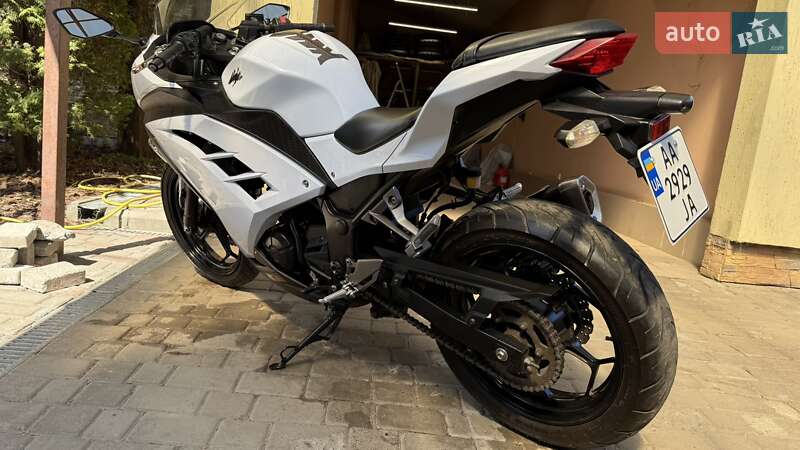 Мотоцикл Спорт-туризм Kawasaki EX 250 2013 в Киеве