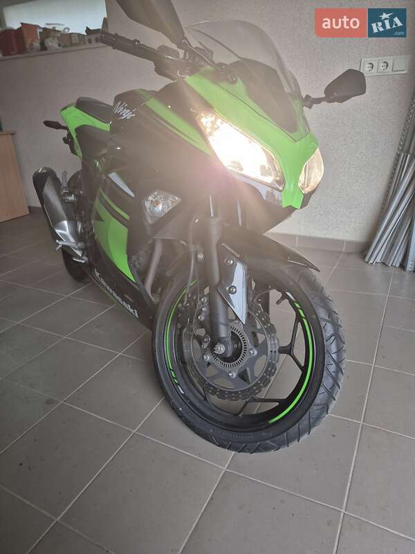 Вантажні моторолери, мотоцикли, скутери, мопеди Kawasaki EX 300 2016 в Вінниці