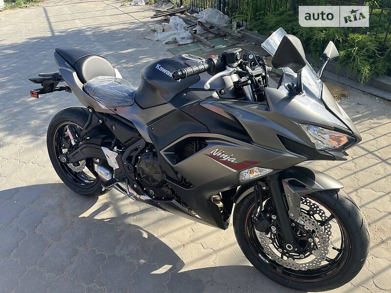 Спортбайк Kawasaki EX 650 2022 в Запорожье