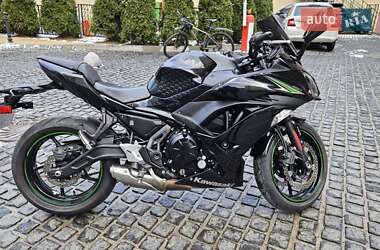 Мотоцикл Спорт-туризм Kawasaki EX 650 2018 в 