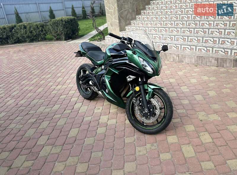 Мотоцикл Спорт-туризм Kawasaki EX 650 2016 в 