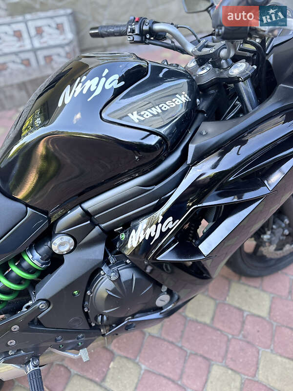 Спортбайк Kawasaki EX 650 2016 в Житомирі фото 12 Спортбайк Kawasaki EX 650 2016 в Житомирі