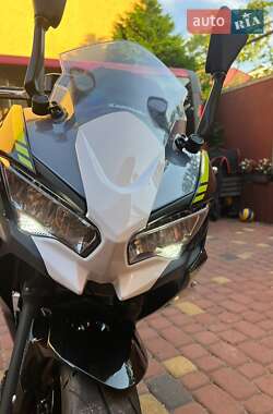 Мотоцикл Спорт-туризм Kawasaki EX 650 2021 в 