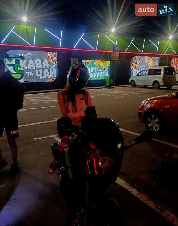 Спортбайк Kawasaki GPX 1995 в Вишневому