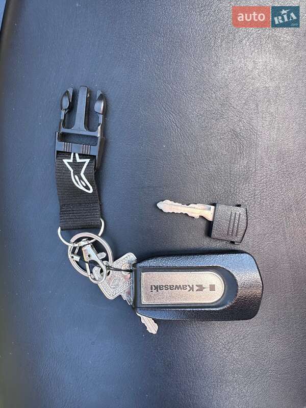 Мотоцикл Спорт-туризм Kawasaki GTR 1400 2014 в Львове