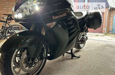 Мотоцикл Спорт-туризм Kawasaki GTR 1400 2013 в Гайсину