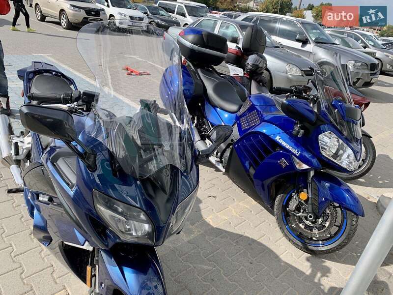 Kawasaki GTR 1400 2016