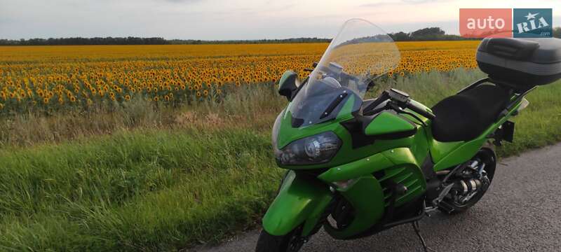 Kawasaki GTR 1400
