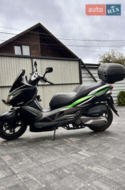 Макси-скутер Kawasaki J 300 2014 в Киеве