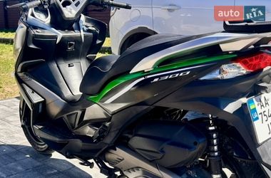 Макси-скутер Kawasaki J 300 2014 в Киеве