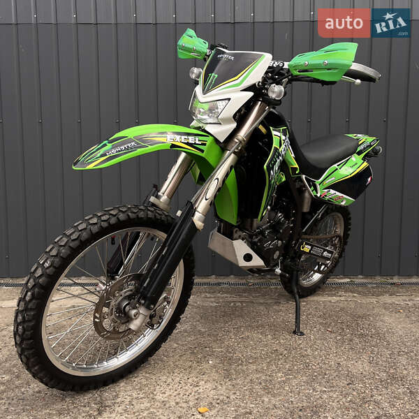 Мотоцикл Внедорожный (Enduro) Kawasaki KLX 250 2006 в Марганце