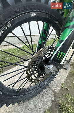 Мотоцикл Кросс Kawasaki KX 250F 2017 в 