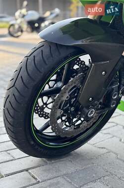 Спортбайк Kawasaki Ninja 1000 ZX-10R 2008 в 