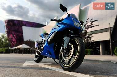 Спортбайк Kawasaki Ninja 250 2009 в Києві