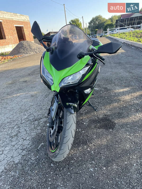 Спортбайк Kawasaki Ninja 250 2016 в Хмельницком