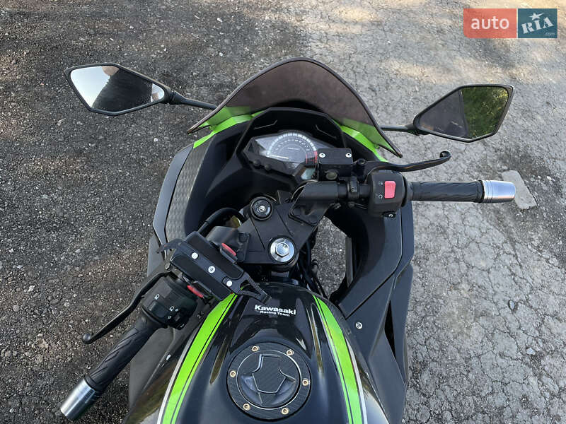 Спортбайк Kawasaki Ninja 250 2016 в Хмельницком